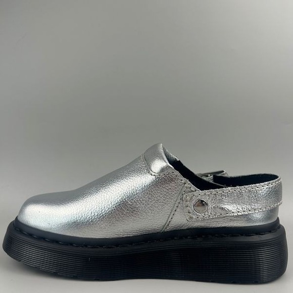 Dr Martens Laketen Women Size 8 Silver Metallic Leather Slingback Clog Mules NEW - Picture 2 of 7
